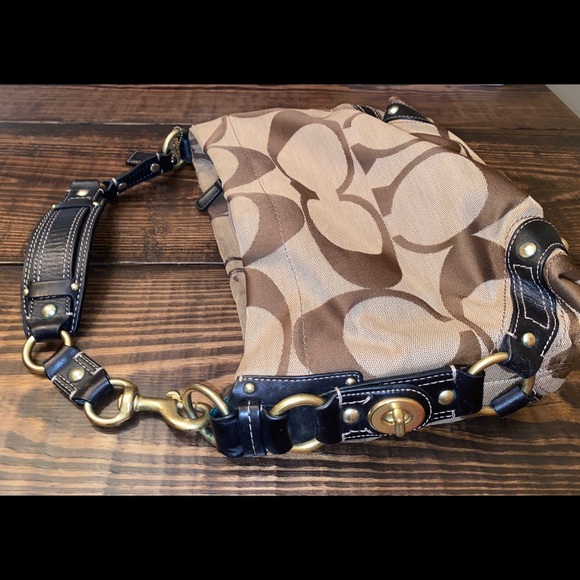 Coach purse (authentic!) - Picture 3 of 5